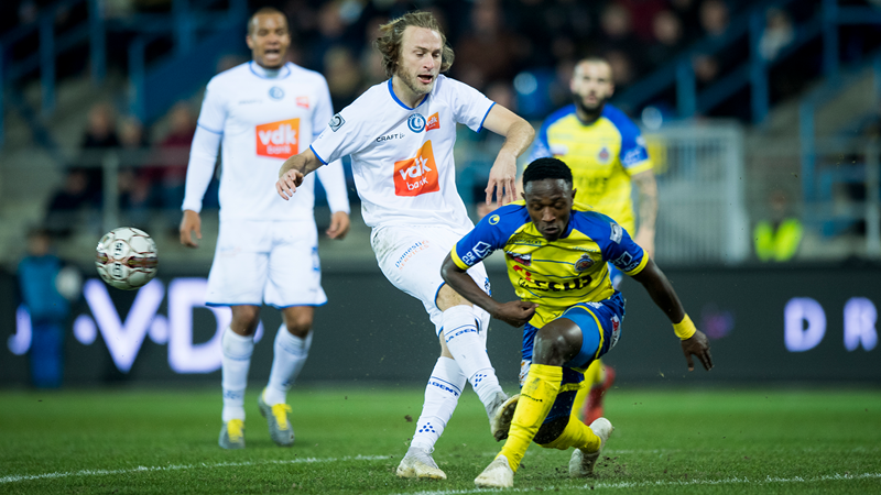 Sporting Charleroi vs Waasland-Beveren, 23h ngày 2/12: Nuôi hy vọng trụ hạng