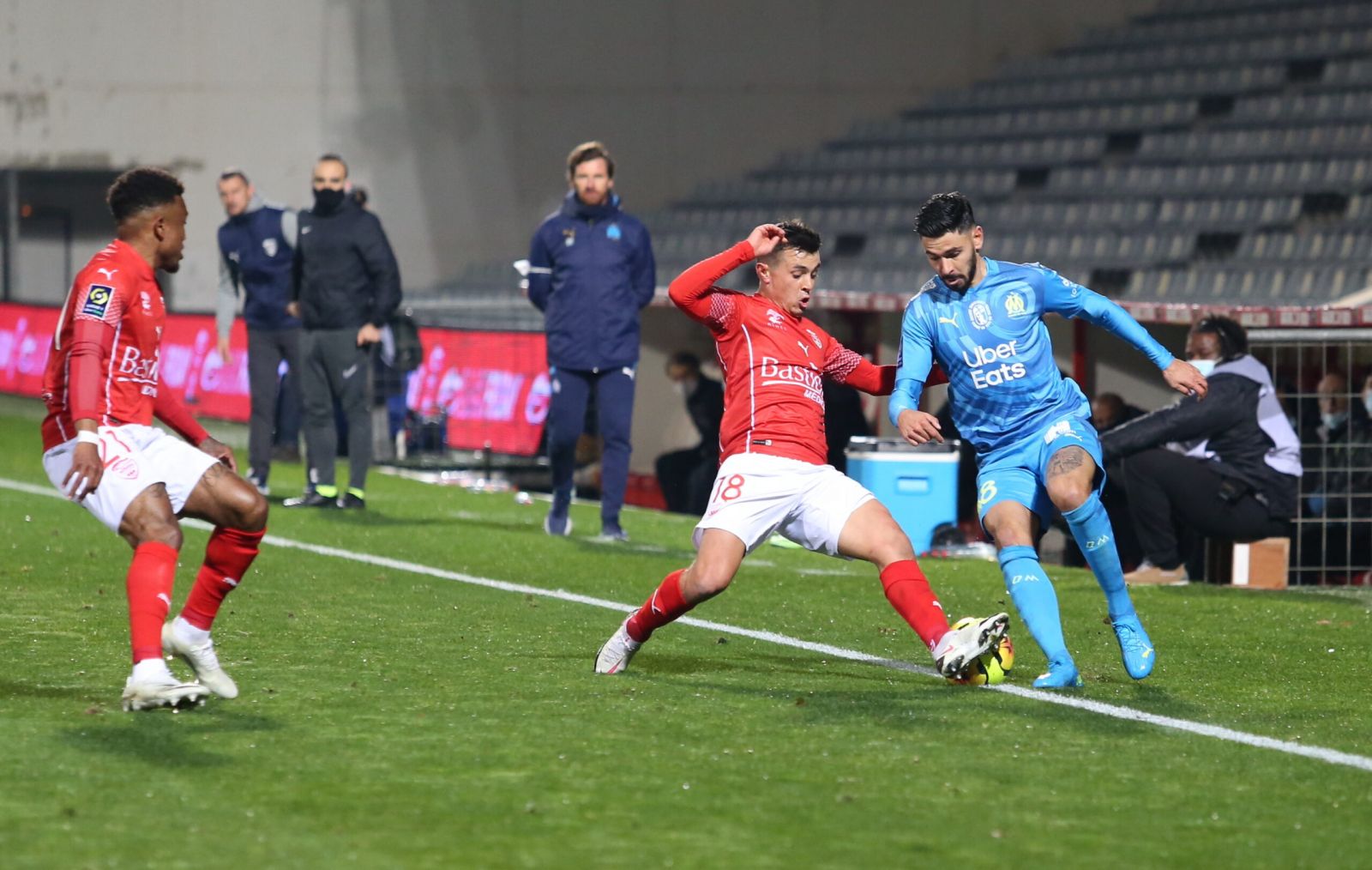 Lorient vs Nimes (21h 13/12): Tân binh hồi sinh