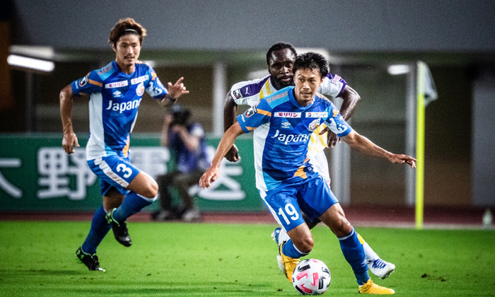 Tokyo Verdy vs V-Varen Nagasaki, 12h ngày 13/12: Hướng về Top 2