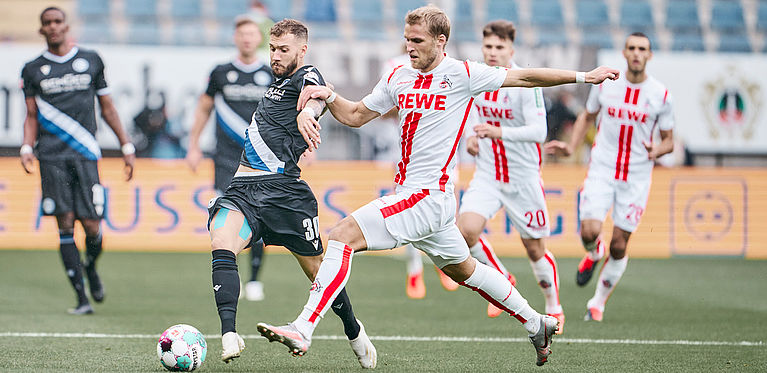 Bielefeld vs Augsburg (2h30 17/12): Thay đổi lịch sử