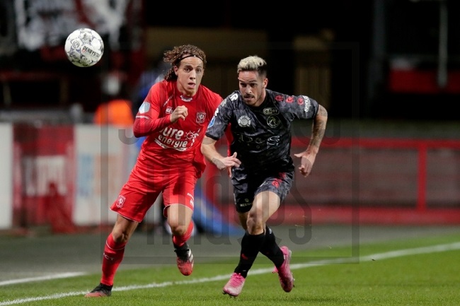 Twente vs Sparta Rotterdam, 3h00 ngày 23/12: Bám đuổi tốp đầu