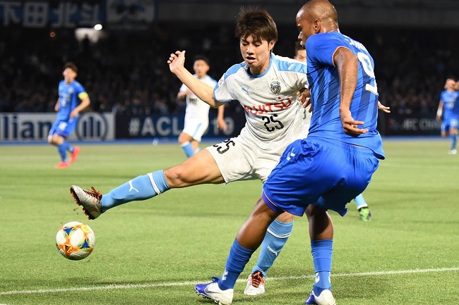 Kawasaki Frontale vs Blaublitz Akita, 11h05 ngày 27/12: Trứng chọi đá