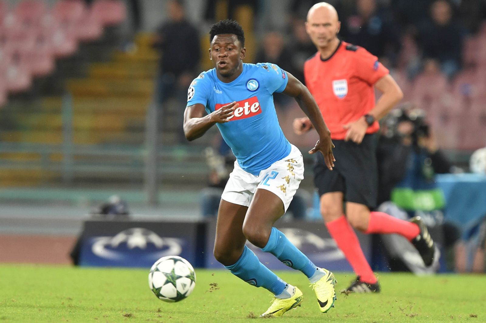 Crotone vs Napoli (0h 7/12): Khó thắng cách biệt