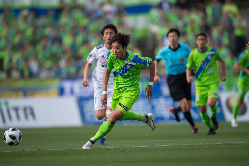 Shonan Bellmare vs Gamba Osaka, 13h ngày 6/12: Bảo vệ vị trí