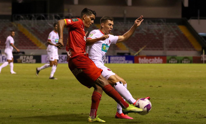 Alajuelense vs Herediano, 9h ngày 21/12: Chủ nhà vô địch?