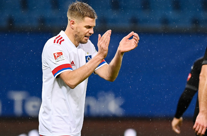 Karlsruher vs Hamburger, 2h30 ngày 22/12: Top 2 vẫy gọi