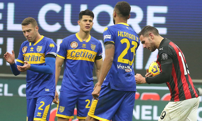 Crotone vs Parma (0h30 23/12): Giải cơn ‘hạn hán’