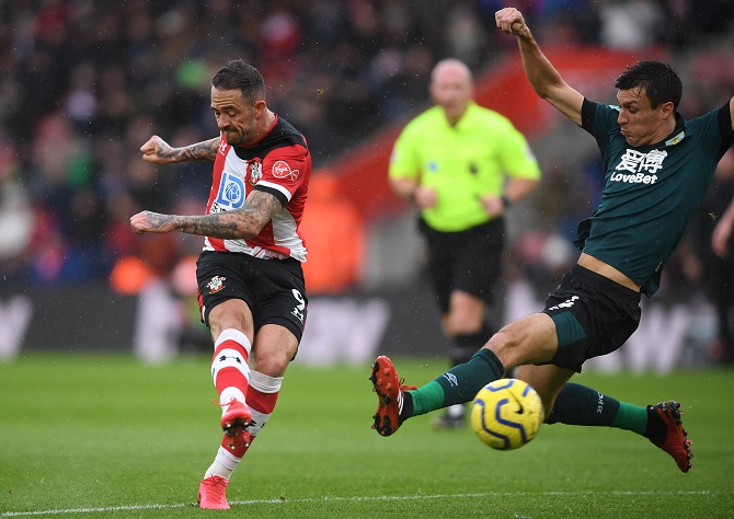 Kết quả Southampton 1-2 Burnley: Chen chân vào Top 10 Kết quả Southampton 1-2 Burnley: Chen chân vào Top 10