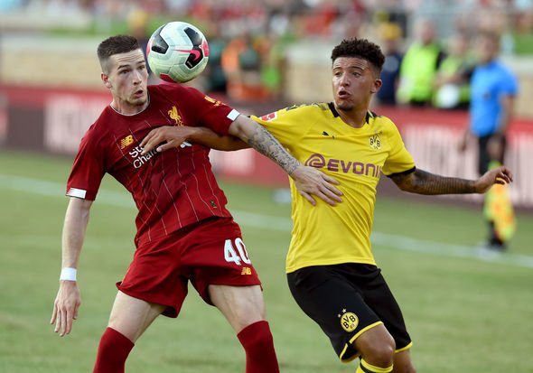 Jurgen Klopp y&ecirc;u cầu học tr&ograve; l&ocirc;i k&eacute;o Jadon Sancho