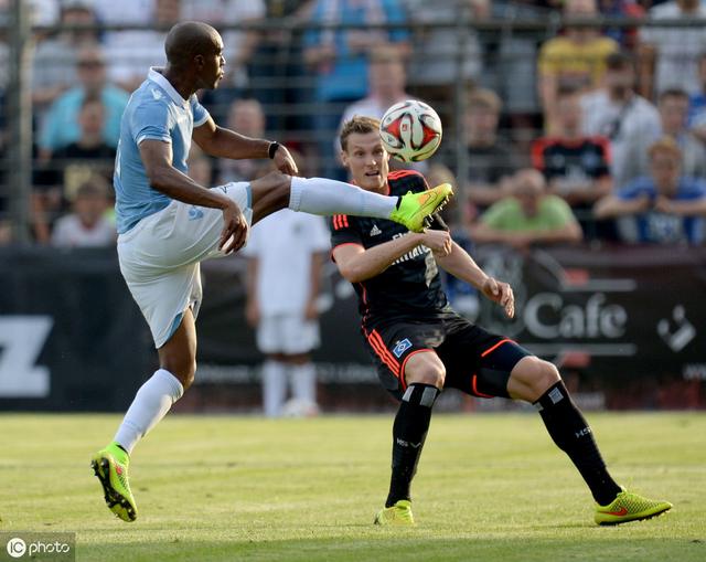 Bochum vs Stuttgart, 2h30 ngày 18/2: Thiên nga gãy cánh
