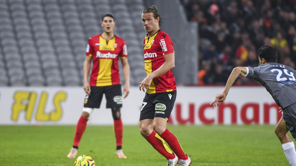 Chateauroux vs Lens, 2h45 ng&agrave;y 18/2: B&aacute;m s&aacute;t ng&ocirc;i đầu