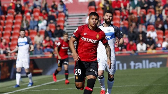 Mallorca 1-0 Alaves: Tạm thời tho&aacute;t hiểm