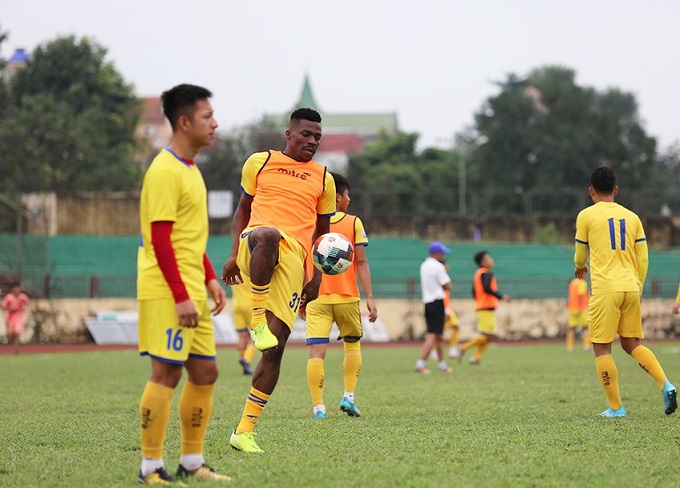 Chuyển nhượng V.League 17/2: TP.HCM phải chi bao nhiêu tiền để có Lee Nguyễn?