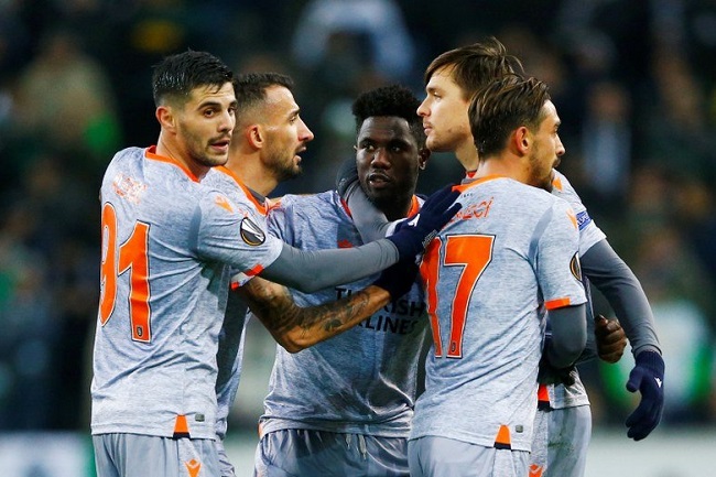 Sporting Lisbon vs Istanbul Basaksehir (0h55 21/2): Kh&ocirc;ng dễ bị bắt nạt