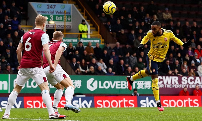 Kết quả Burnley 0-0 Arsenal: Chia điểm nhạt nhòa Kết quả Burnley 0-0 Arsenal: Chia điểm nhạt nhòa