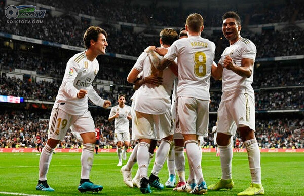 Dự đoán Osasuna vs Real Madrid (22h 9/2) bởi chuyên gia AS 