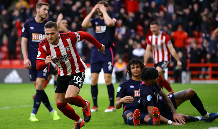 Burnley vs Bournemouth (22h 22/2): Khách yếu bóng vía