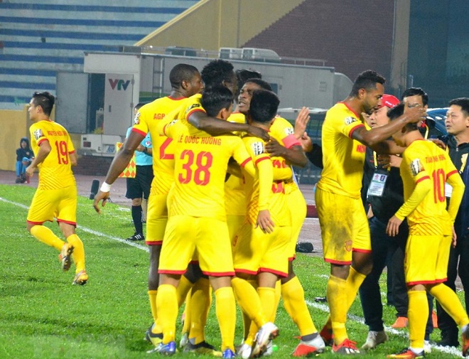 Nam Định 2-1 Hà Tĩnh: Đỗ Merlo giúp đội bóng thành Nam có 3 điểm