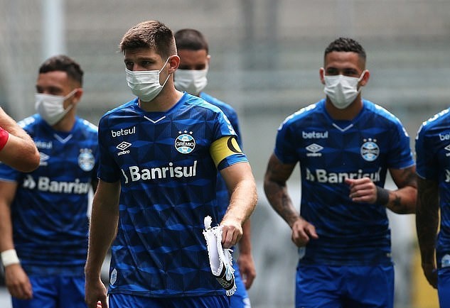 Danh sách các giải đấu lớn KHÔNG HOÃN vì Covid-19