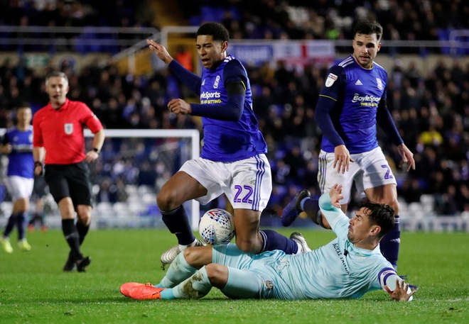 Bellingham, cầu thủ 16 tuổi được MU trả lương 2,7 tỷ mỗi tuần l&agrave; ai?