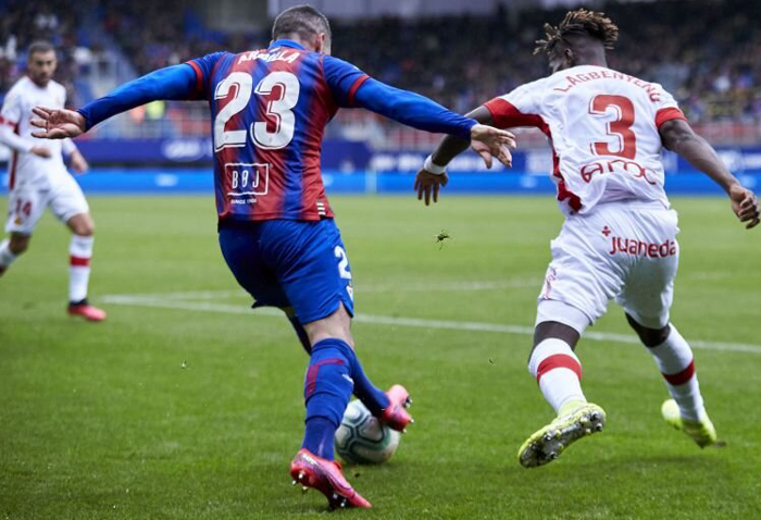 Eibar 1-2 Mallorca: Chưa thể thoát đèn đỏ Eibar 1-2 Mallorca: Chưa thể thoát đèn đỏ