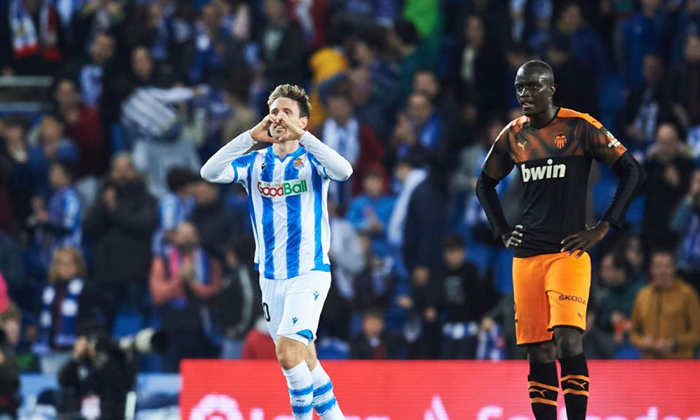 Alaves vs Valencia (3h 7/3): Hết ‘khôn nhà dại chợ’?