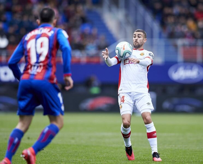 Eibar 1-2 Mallorca: Chưa thể thoát đèn đỏ Eibar 1-2 Mallorca: Chưa thể thoát đèn đỏ