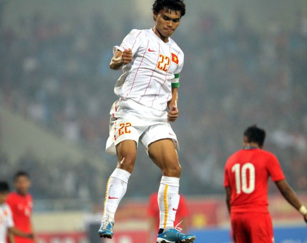 Top những cầu thủ được yêu thích nhất Việt Nam trong 30 năm qua