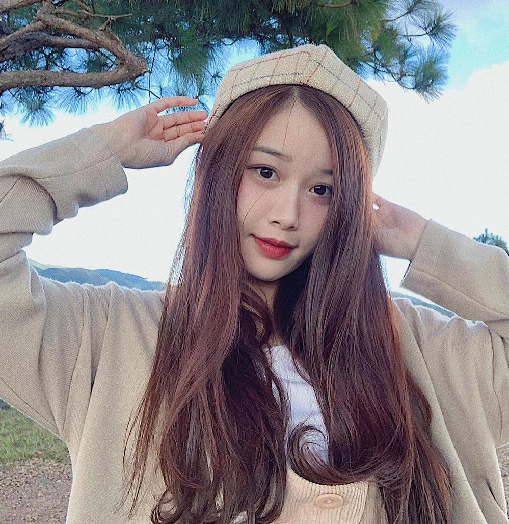 Người y&ecirc;u cầu thủ Văn To&agrave;n - Nguyễn Trang Nhung qu&ecirc; ở đ&acirc;u, sinh năm bao nhi&ecirc;u?