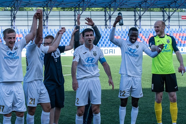 Isloch Minsk vs Slutsksakhar Slutsk, 22h00 ngày 5/4: Sân nhà không phải lợi thế