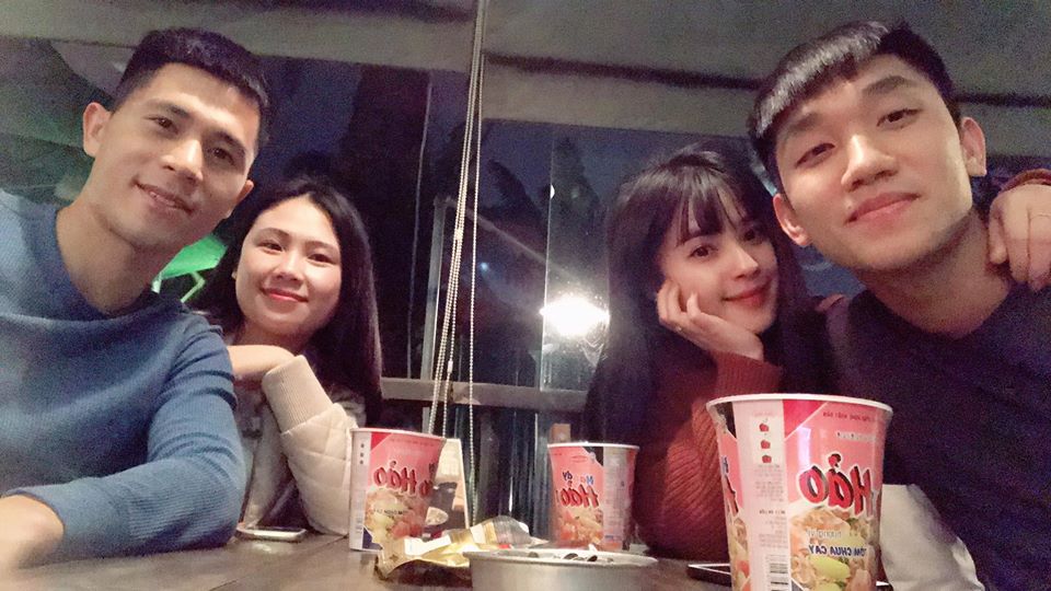 Đình Trọng đốn tim fan trong sinh nhật bên bạn gái lâu năm