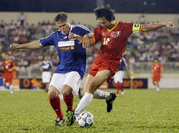 Đội hình xuất sắc nhất của đội tuyển bóng đá Việt Nam từ năm 1990 đến nay