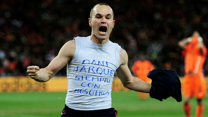 Top 11 quỷ lùn siêu dị trong lịch sử bóng đá thế giới