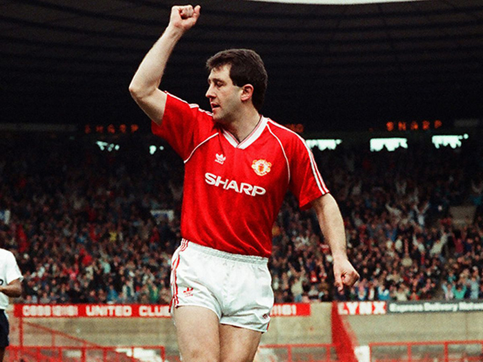 Đội hình những cầu thủ gây thất vọng nhất trong lịch sử MU