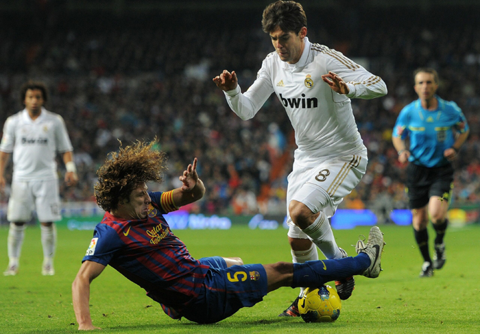 Đội hình 11 cầu thủ xuất sắc nhất lịch sử Barcelona: Johan Cruyff trước, Messi sau