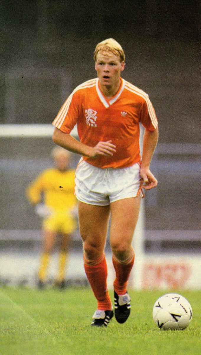 Đội hình 11 cầu thủ vĩ đại nhất mọi thời đại của ĐT Hà Lan