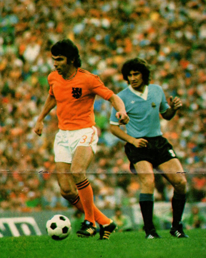 Đội hình 11 cầu thủ vĩ đại nhất mọi thời đại của ĐT Hà Lan