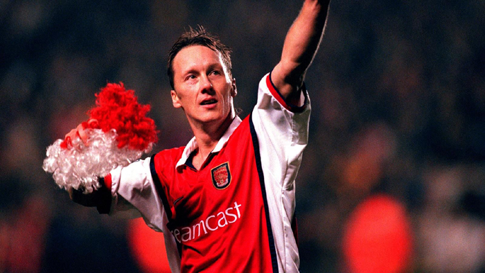 Đội h&igrave;nh trong mơ của Arsenal tại kỷ nguy&ecirc;n Premier League: Thierry Henry v&agrave; phần c&ograve;n lại