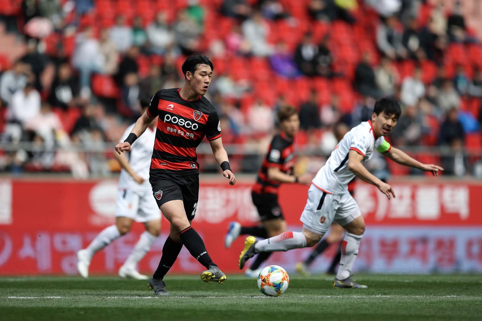 Daegu 1-1 Pohang Steelers: Chật vật giật 1 điểm Daegu 1-1 Pohang Steelers: Chật vật giật 1 điểm