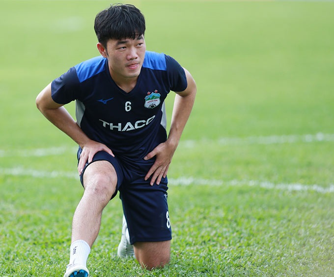 Xu&acirc;n Trường tập c&ugrave;ng HAGL, sẽ ra s&acirc;n trong trận gặp Nam Định?