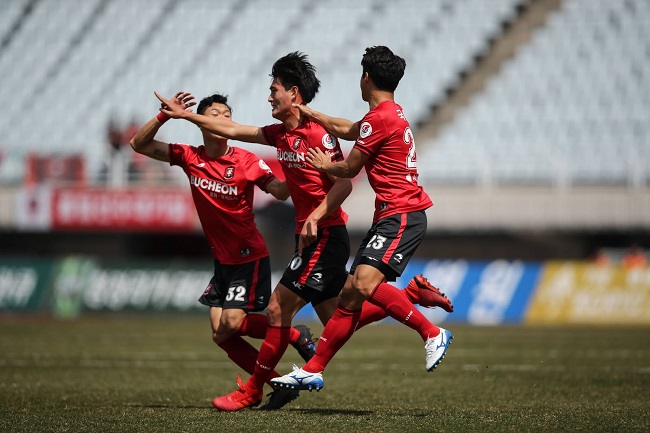 Suwon vs Bucheon 1995, 16h30 ngày 31/5: Đối thủ khó chịu