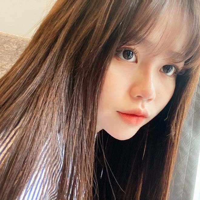 Bạn g&aacute;i mới của Quang Hải, Huỳnh Anh qu&ecirc; ở đ&acirc;u, sinh năm bao nhi&ecirc;u?