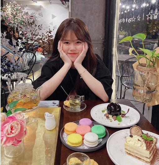 Bạn g&aacute;i mới của Quang Hải, Huỳnh Anh qu&ecirc; ở đ&acirc;u, sinh năm bao nhi&ecirc;u?