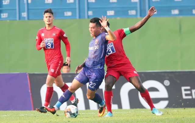 Tiến Linh nén đau ra sân, ghi bàn gây ấn tượng HLV Park Hang-seo