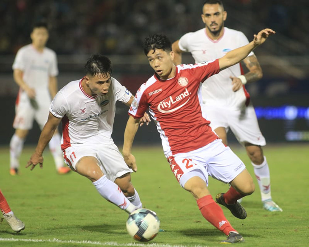 Tại sao HLV Chung Hae Soung vẫn chưa hài lòng với Công Phượng?