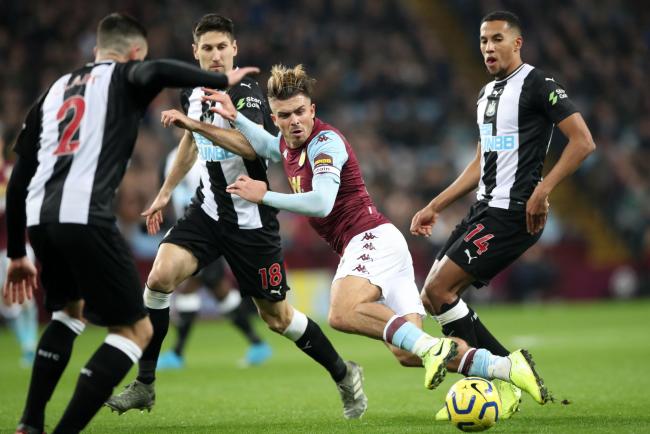 Newcastle vs Aston Villa (0h 25/6): Chích chòe thăng hoa