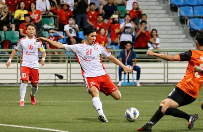 TP.HCM vs SHB Đà Nẵng, 19h15 ngày 29/6: Công Phượng tiếp tục nổ súng?