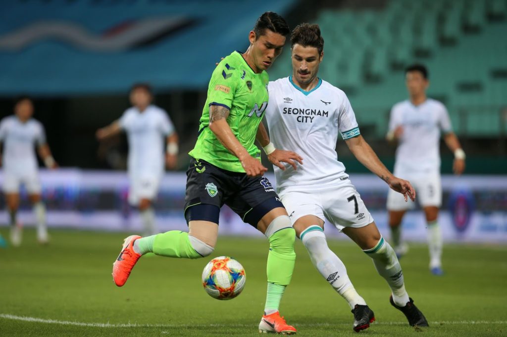 Jeonbuk Motors vs Seongnam, 17h ng&agrave;y 11/7: Kh&aacute;ch s&aacute;ng nước