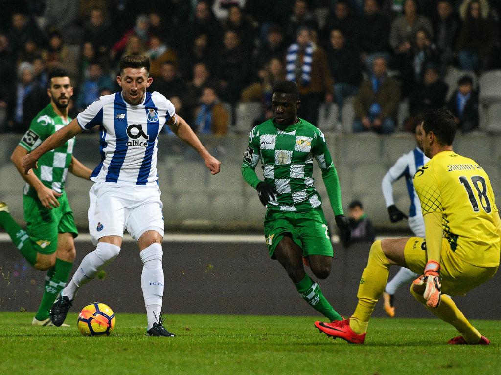 Porto vs Moreirense, 3h15 ngày 21/7: Nhận quà từ nhà vô địch