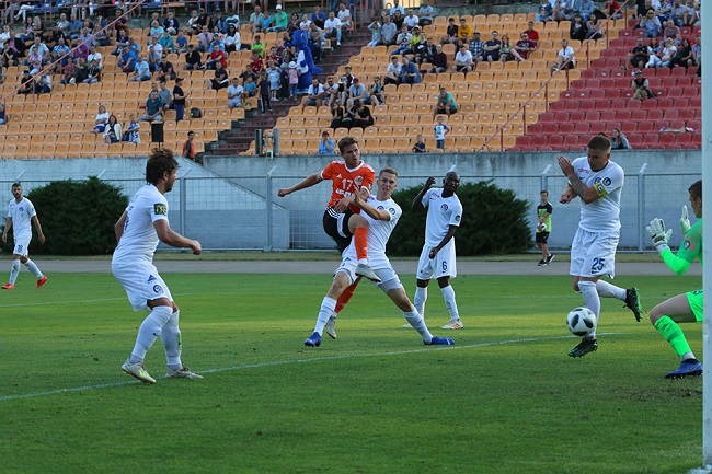 Torpedo Zhodino (R) vs Dinamo Minsk (R), 21h ngày 20/7: Đẳng cấp khác biệt